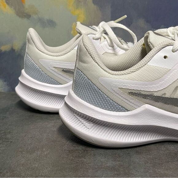 Nike Downshifter 10 CI9984-100 Women's White/Metallic Silver Running Shoe Size 7 - Picture 10 of 16